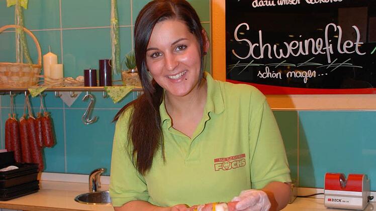 Nadine Fuchs ist Expertin rund ums Thema Essen. Inzwischen hat die 24-Jährige aus Ebern sogar den Meisterbrief im Metzgerhandwerk erworben. Foto: Katharina Becht