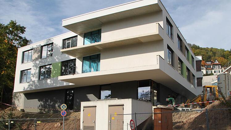 Die Baustelle für das neue Haus Waldenfels in Bad Brückenau schreitet voran. Foto: Ulrike Müller