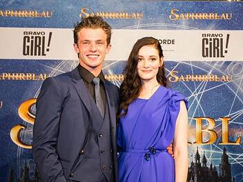 Maria Ehrich und Jannis Niewöhner, hier bei der Deutschland-Premiere von "Saphirblau" in Köln, werden am Donnerstag nach der 18.30-Uhr-Vorstellung von "Saphirblau" im Coburger Utopolis zu Gast sein.