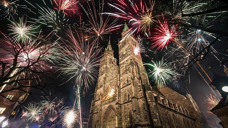 Die Bilanz der Polizei in Mittelfranken zu Silvester 2016. Foto: NEWS5 / Linschmann