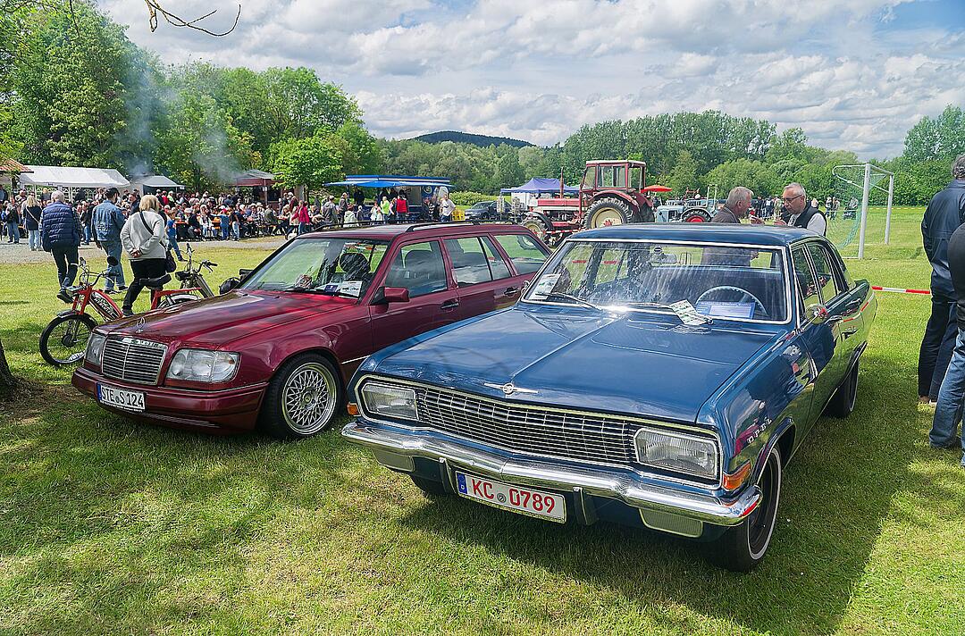 Auf dem Platz am Siedlerheim in der Auwaldsiedlung.
