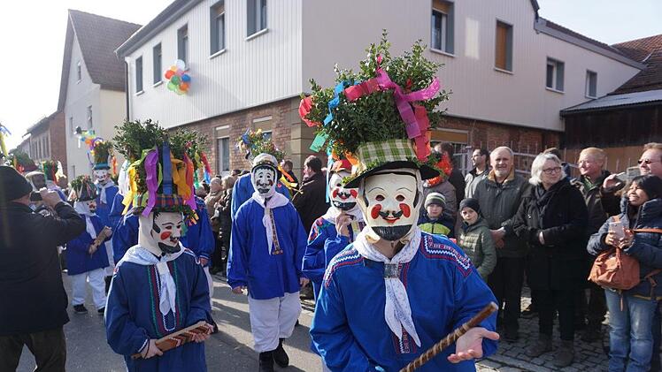 Immer auf der Suche nach einem Opfer, dem sie einen Schlag verpassen können, sind die Weisbacher Jüde. Foto: Marion Eckert