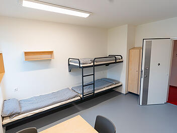 Hof: Gr&ouml;&szlig;tes Abschiebe-Gef&auml;ngnis Bayerns er&ouml;ffnet - 78,5 Millionen Euro Gesamtkosten