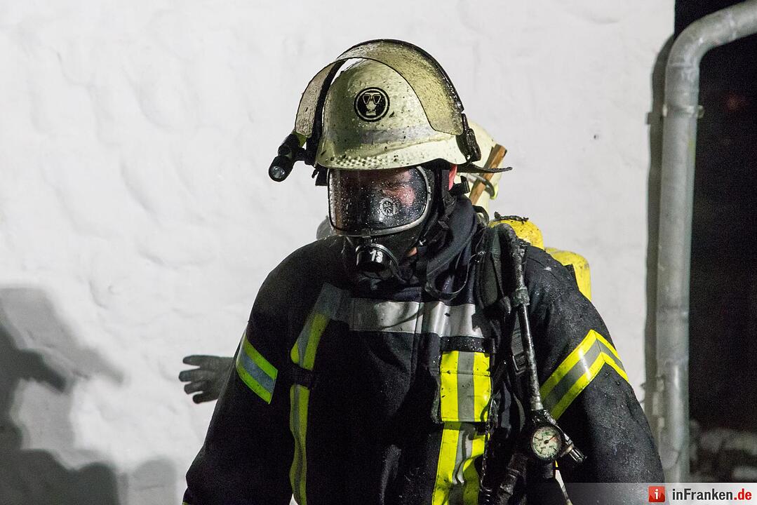 Werkstatt stand in Unterlauter in Flammen