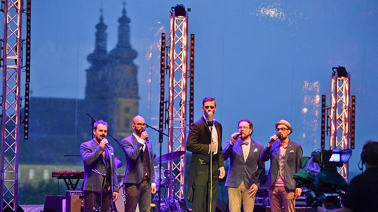 "Viva voce", das gesprochene, genauer: gesungene Wort: die A-capella-Gruppe aus Ansbach in Banz Fotos: Ronald Rinklef