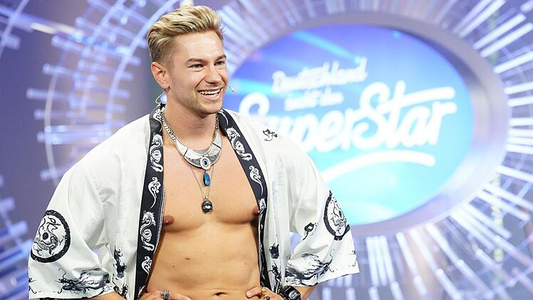 Er hat den Sixpack und den Look - aber nicht die Stimme. Louis Kuschnir (25) schied aus.