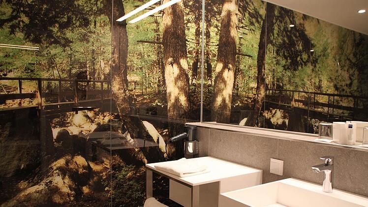 Ein Blick in die neuen Zimmer im generalsanierten Park-Flügel; Foto: Ulrike Müller