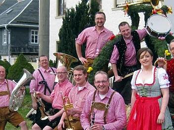 Die "Blechspritz'n" unter Leitung von Holger Mück spielen am Freitag.   Foto: privat