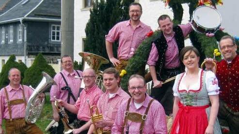 Die "Blechspritz'n" unter Leitung von Holger Mück spielen am Freitag.   Foto: privat