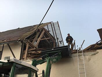 Die von Fabienne verwüsteten Gebäude beschäftigen die Menschen im Westen. Foto: Anette Schreiber