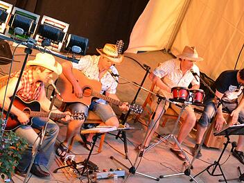 "Nochtschicht Unplugged" (von links): Martin Reinhard, Michael Gessner, Heiko Reinhard und Christian Gehring Fotos: Björn Hein