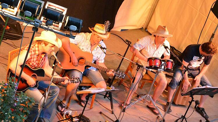 "Nochtschicht Unplugged" (von links): Martin Reinhard, Michael Gessner, Heiko Reinhard und Christian Gehring Fotos: Björn Hein