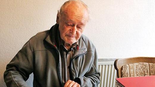 Otto Heinlein war regelmäßig an der ehemaligen Grenze unterwegs. Er hat alles dokumentiert, was sich um Stockheim herum ereignet hat. Foto: Cindy Dötschel