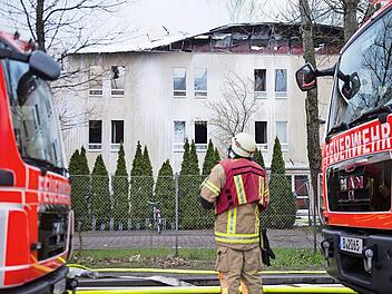 Bei den Einsätzen in den Dörfern sind meist mehrere Feuerwehren im Einsatz.  Foto: Gregor Fischer, dpa