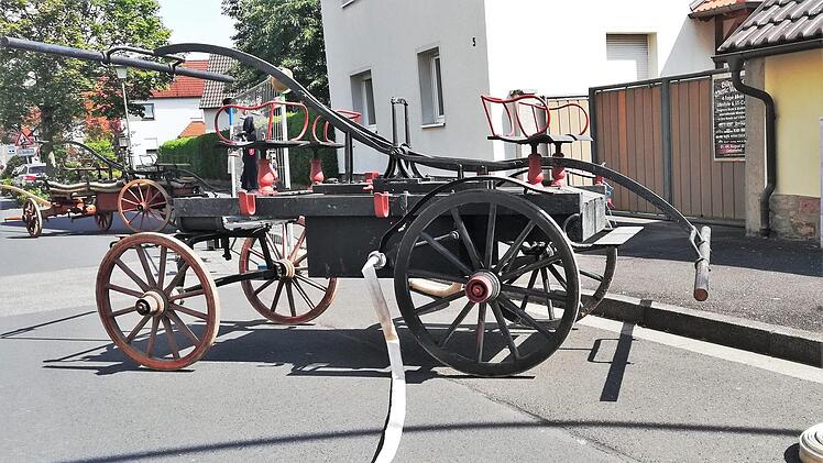 Impressionen von der Ausstellung historischer Löschfahrzeuge und Gerätschaften zur 140-Jahr-Feier der Feuerwehr Reichenbach. Foto: Sigismund von Dobschütz