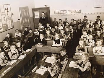 Ein Klassenfoto von 1953 Repro: Georg Kießling