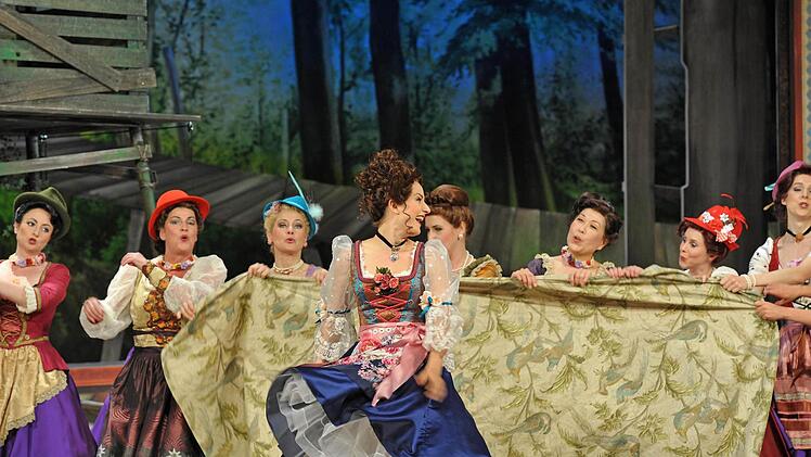 Szene aus dem "Vogelhändler" am Landestheater Coburg.Foto: Andrea Kremper