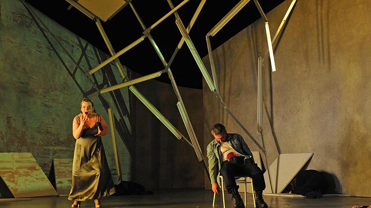 Richard Wagners "Parsifal" feierte Premiere am Landestheater Coburg. Szene aus der Neuinszenierung von Jakob Peters-MesserFoto: Andrea Kremper