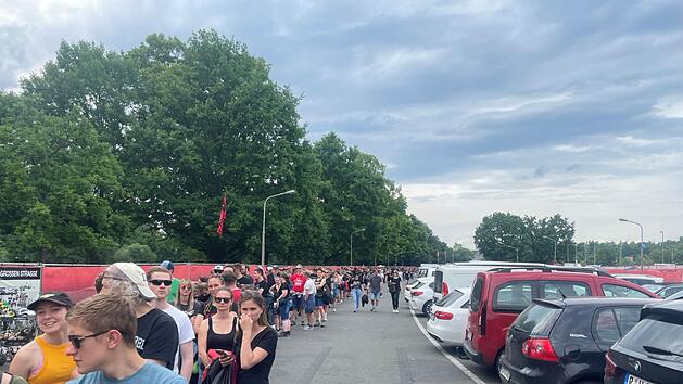 Rock im Park 2022: 2,5 Stunden Warteschlange vor dem Festival-Einlass
