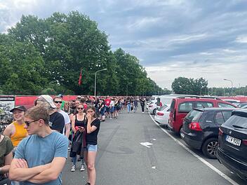 Rock im Park 2022: 2,5 Stunden Warteschlange vor dem Festival-Einlass