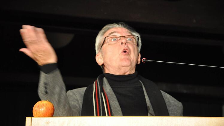 Rezitator Hans Driesel war in seinem Element.  Foto: Jacqueline Vera Mihm