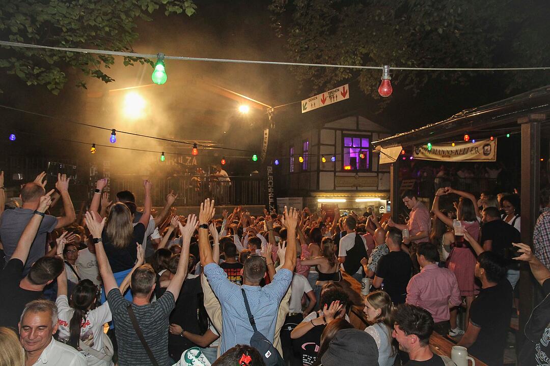 23 Bierkeller und 7 Musikb&uuml;hnen
