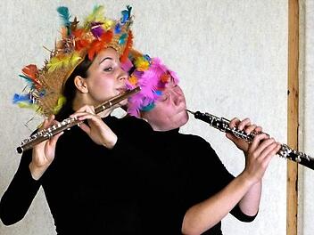 Shantala Valentin (Flöte, links) und Carolina Nees (Oboe) bilden das Duo Papagena.  Foto: Christian ZieglerShantala Valentin (Flöte, links) und Carolina Nees (Oboe) bilden das Duo Papagena.  Foto: Christian Ziegler
