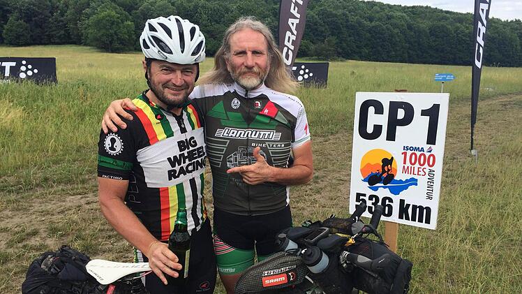 Walter Lauter (links) und ein tschechischer Begleiter auf Zeit.