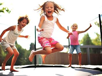 Lidl-Schnäppchen: Dieses XL-Trampolin kostet eigentlich über 400 Euro