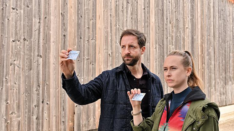 Annika Wagner (Nurit Hirschfeld), und Martin Keller (Dominik Maringer) ermitteln im Mordfall einer Transfrau, die einst Lindau als Mann verließ und als Frau wiederkehrte. Wen hat sie dabei so vor den Kopf gestoßen, dass sie sterben musste?