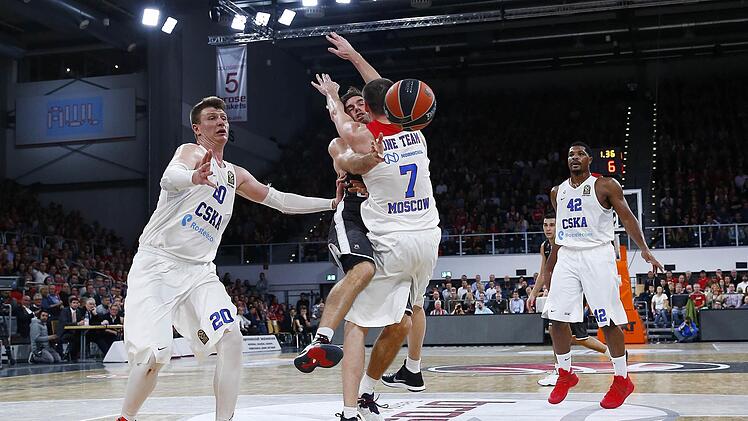 Brose Bamberg empf&auml;ngt am 7. Dezember zu Hause CSKA Moskau. Bei uns k&ouml;nnen Sie VIP-Karten f&uuml;r das Top-Spiel gewinnen! Foto: &copy; Daniel L&ouml;b / Loeb
