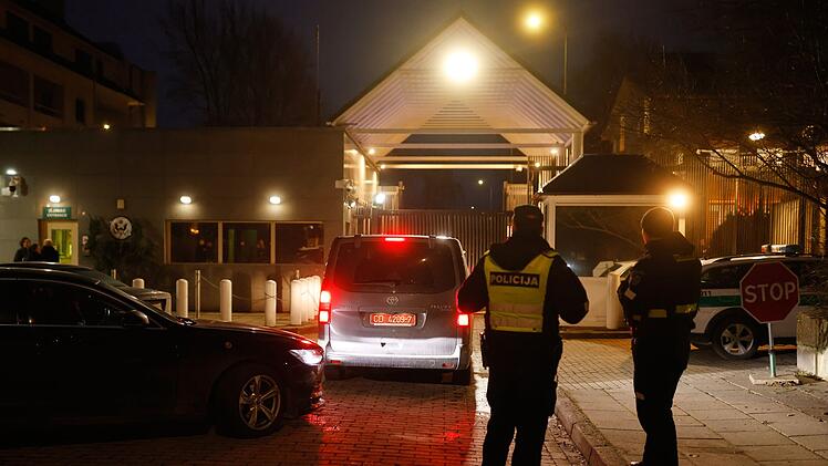 Belarus l&auml;sst 123 politische Gefangene frei