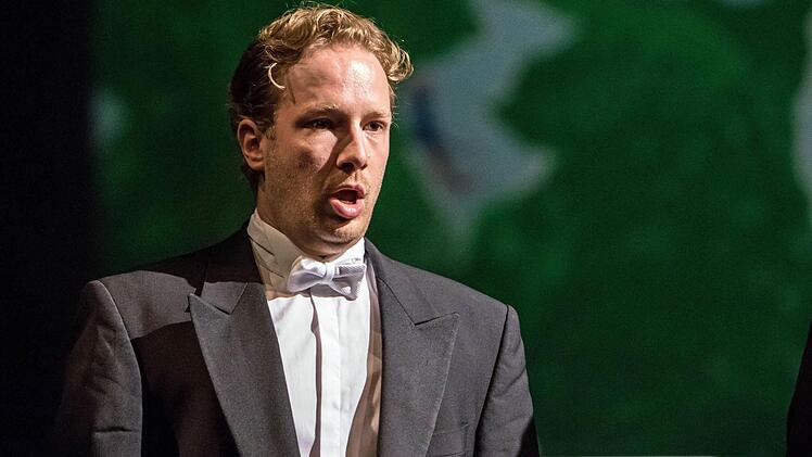 Impressionen vom Gala-Abend des Coburger Theaterfestes: David ZimmerFoto: Jochen Berger