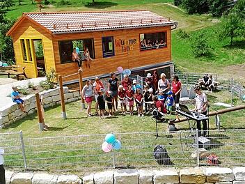 Bei der Spielplatzeinweihung  Fotos: Carmen Schwind