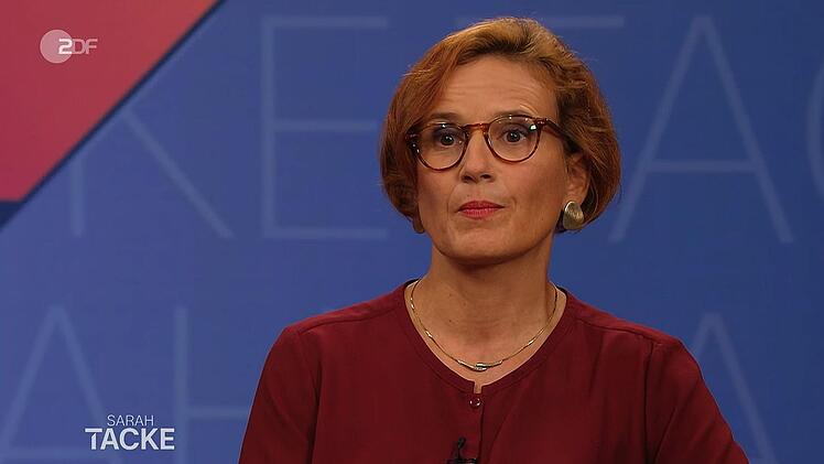 Ex-Linken-Chefin Katja Kipping ging in "Sarah Tacke" mit der Grundsicherung hart ins Gericht. Die Ma&szlig;nahme werde uns alle teuer zu stehen bekommen.