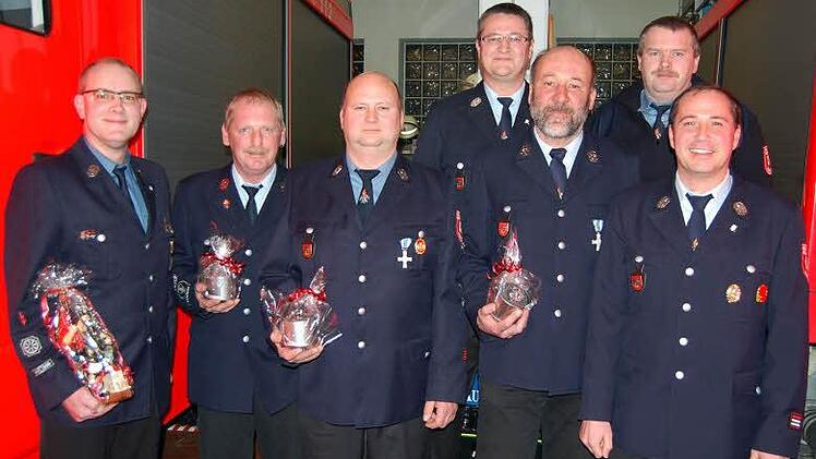 Ehrungen für treue Mitglieder (von links): Stephan Klinke, Wolfgang Spindler, Georg Merklein, Thomas Brosig, Peter Kasper, Norbert Pornschlegel, Vorsitzender Markus Hellmuth. Foto: Andreas Welz