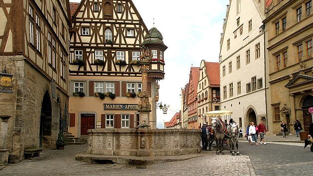Sch&ouml;nste Kleinst&auml;dte Europas: Rothenburg zieht "alle Register der Romantik"