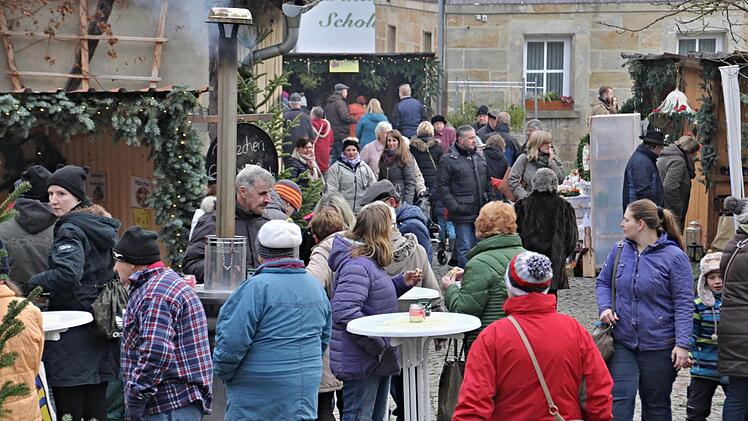 Dichtes Gedränge in der Bachgasse Untermerzbach.Helmut Will