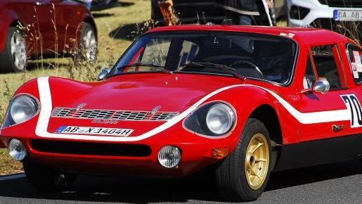 Motossportfreunde kamen beim "W&uuml;rgauer Berg-Classic" wieder voll auf ihre Kosten. Jedes Fahrzeug war ein Hingucker. Foto: gerdplietsch.de