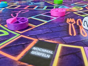 Spiele-Test Trivial Pursui Hausparty XL: 2022er-Neuauflage des Quiz-Klassikers