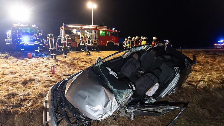 Trunkenheitsfahrerin verursacht schweren Unfall