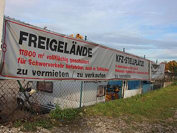 Auf dem Gelände in der Oberauer Straße in Bad Staffelstein soll ein Asylbewerberheim entstehen. Foto: Tobias Kindermann