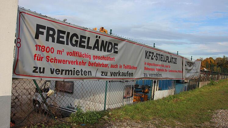 Auf dem Gelände in der Oberauer Straße in Bad Staffelstein soll ein Asylbewerberheim entstehen. Foto: Tobias Kindermann