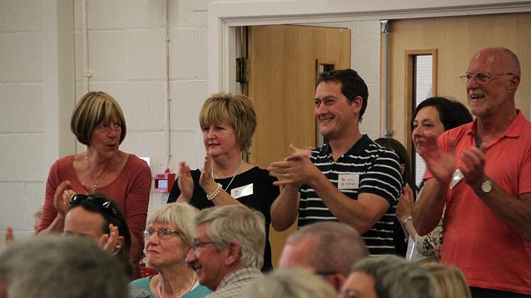 Die drei Städte Kirkham, Bad Brückenau und Ancenis feierten ihre Verbundenheit. Foto: Ulrike Müller