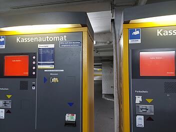 "Irrsinn" in Erlanger Parkhaus: Automat fordert 7000 Euro Nachzahlung