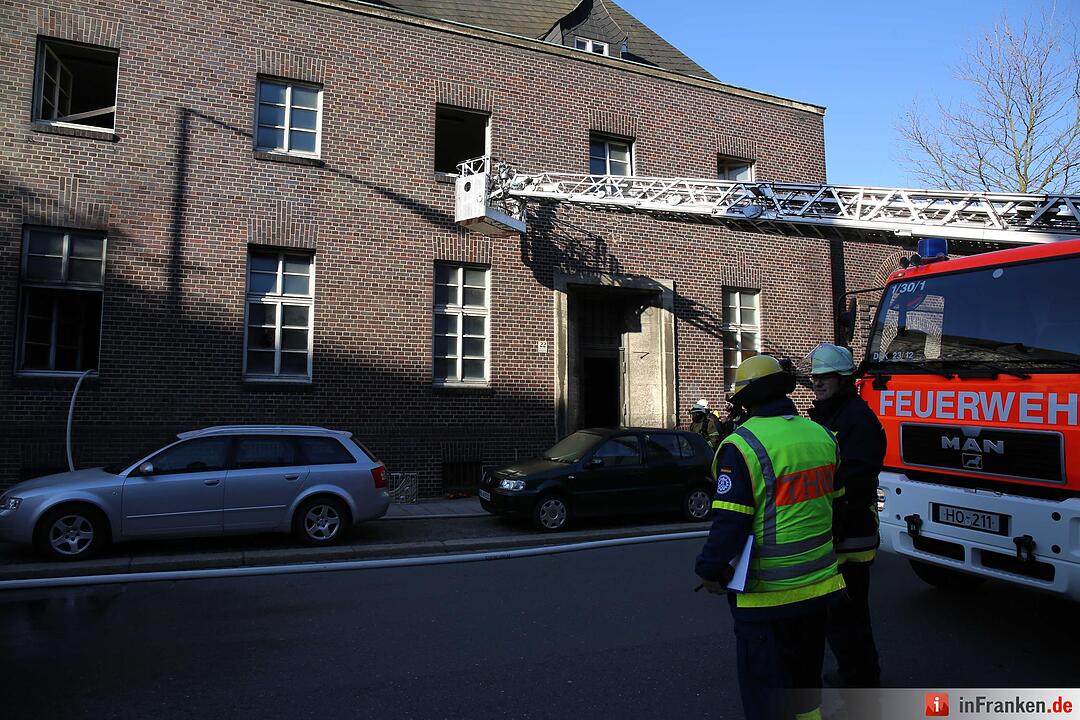 Brand im ehemaligen Postgebäude in Hof