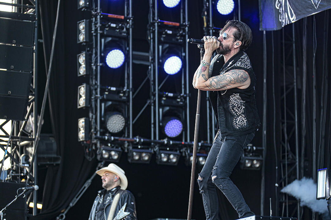 Rock im Park 2019: Die Country-Rocker von The BossHoss heizen der Menge ordentlich ein