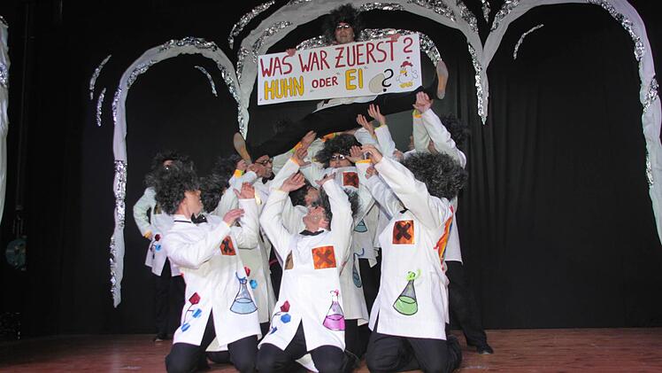 Das Männerballett. Foto: Jürgen Gärtner