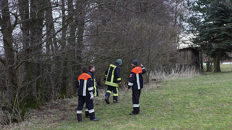 Feuerwehren aus der Region suchten am Sonntag erneut nach einem vermissten 75-Jährigen - leider ohne Erfolg. Foto: NEWS5 / Haag