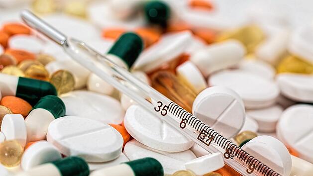 Arzneimittel aus der Apotheke im Ort oder aus dem Internet: Was ist besser?